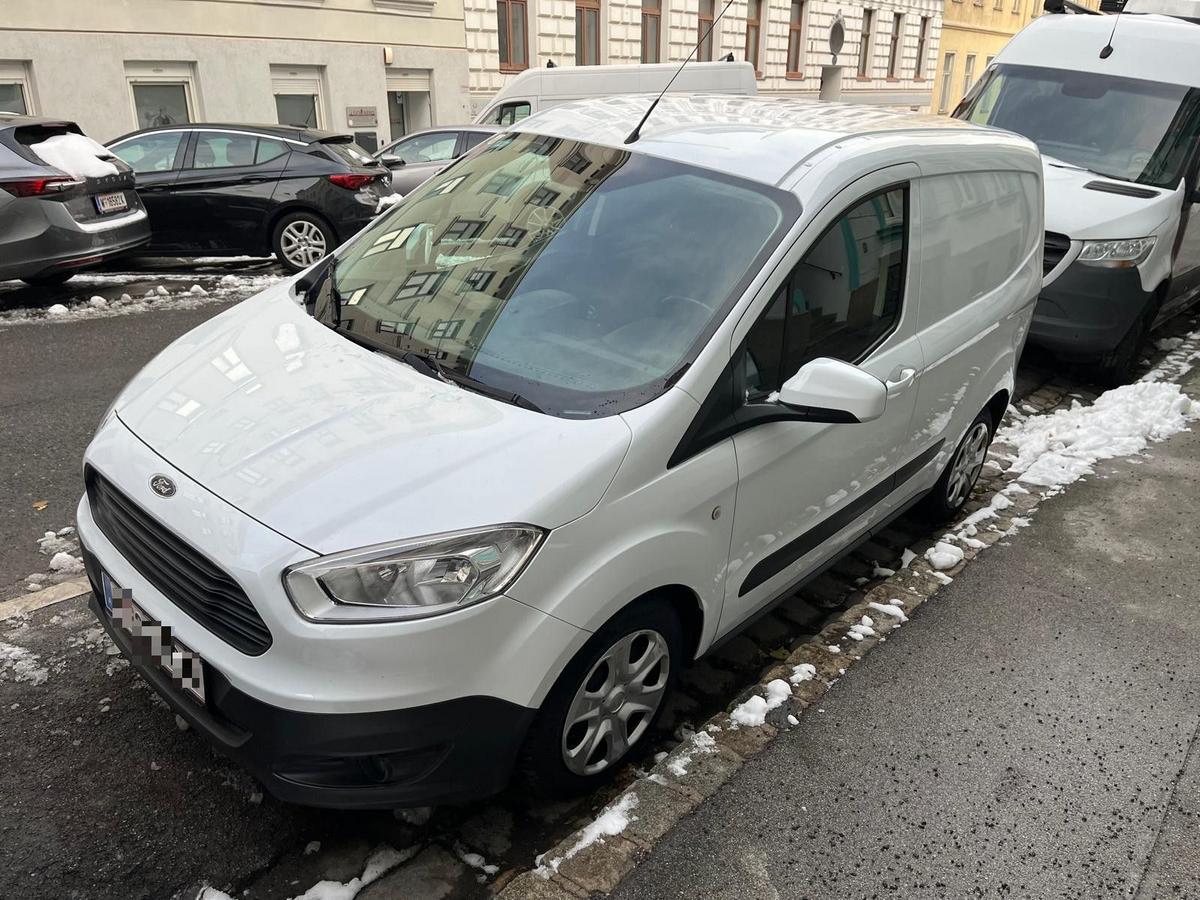 Ford Transit Courier Kastenwagen, BJ 11/2017, weiß, Benzin, 74 kW, ca. 81.100KM?d=2025-11-27 18:08:13