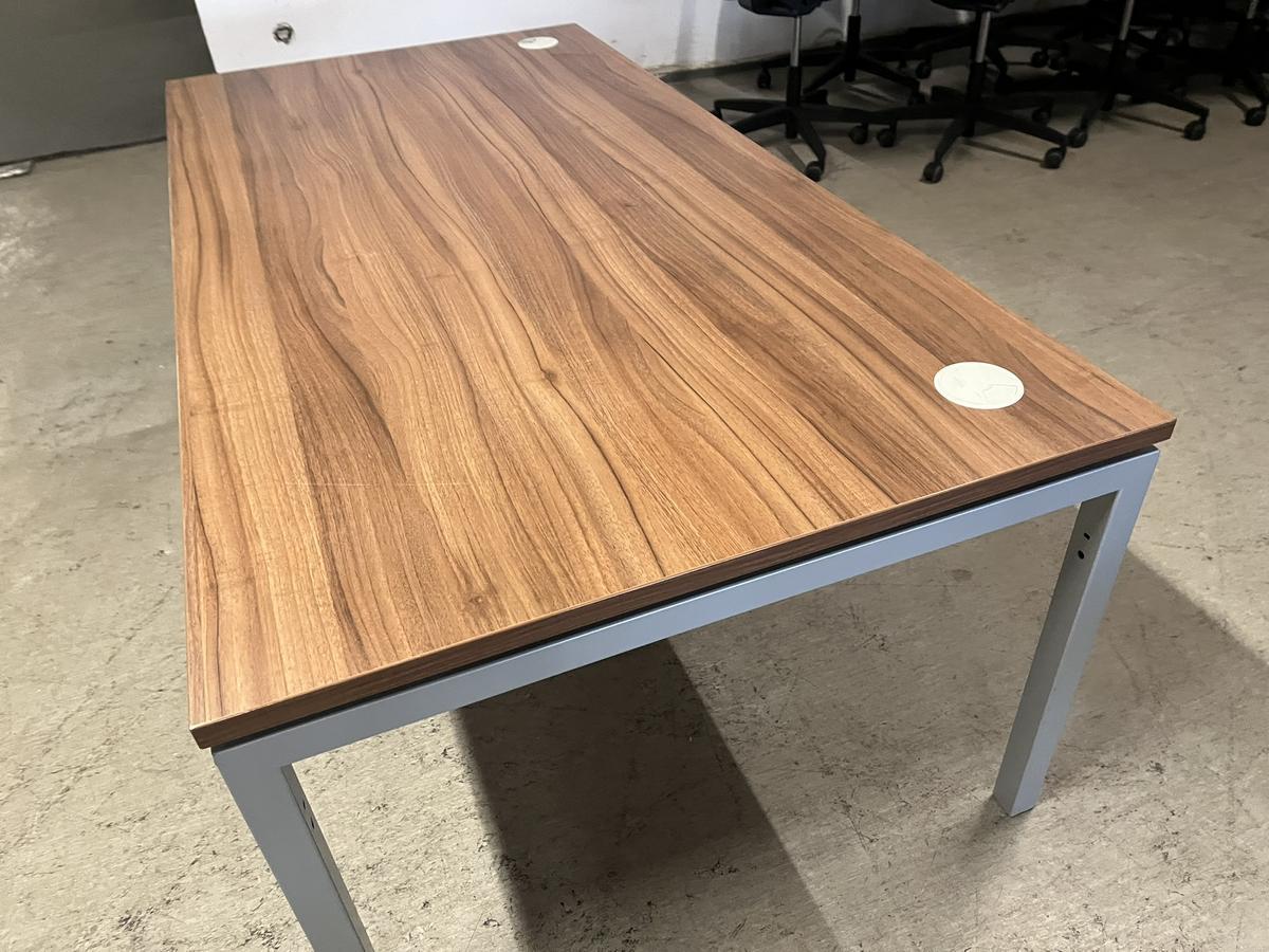 Neudörfler Schreibtisch?d=2025-11-27 00:33:16