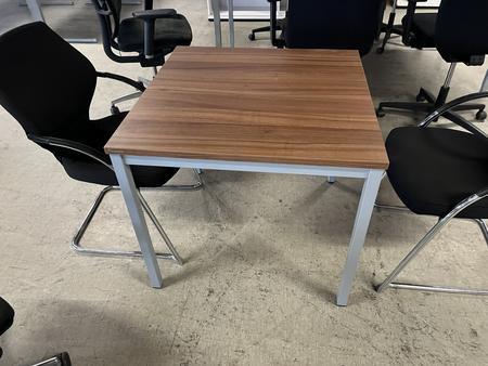 Neudrfler Besprechungs-, Beistelltisch, 80x80cm