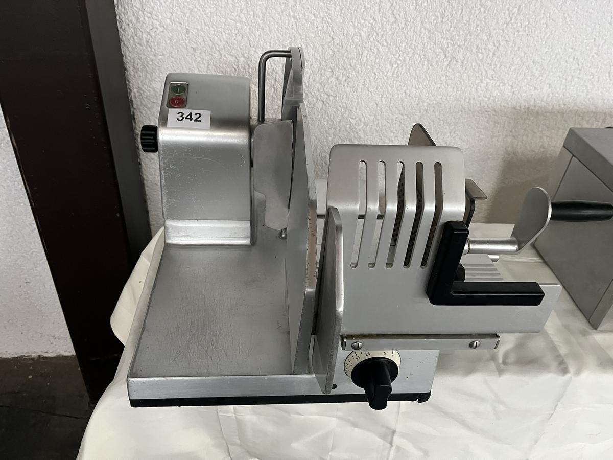 Aufschnittmaschine, Profi, 250er Sägeblatt, 230V?d=2025-11-27 18:07:44