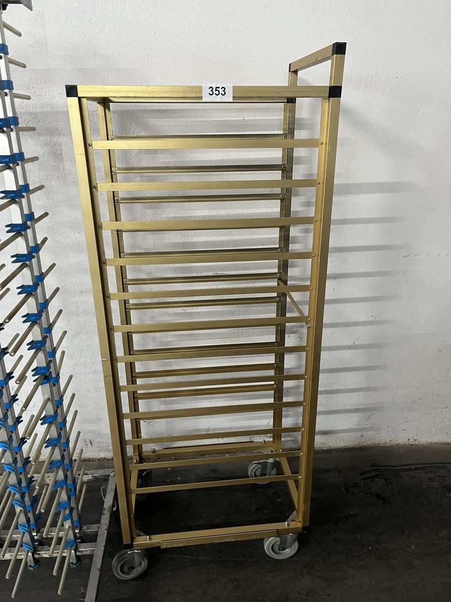 Tablett - Einschubwagen, 13 Einschübe, 46x64x170cm?d=2025-11-27 18:08:14