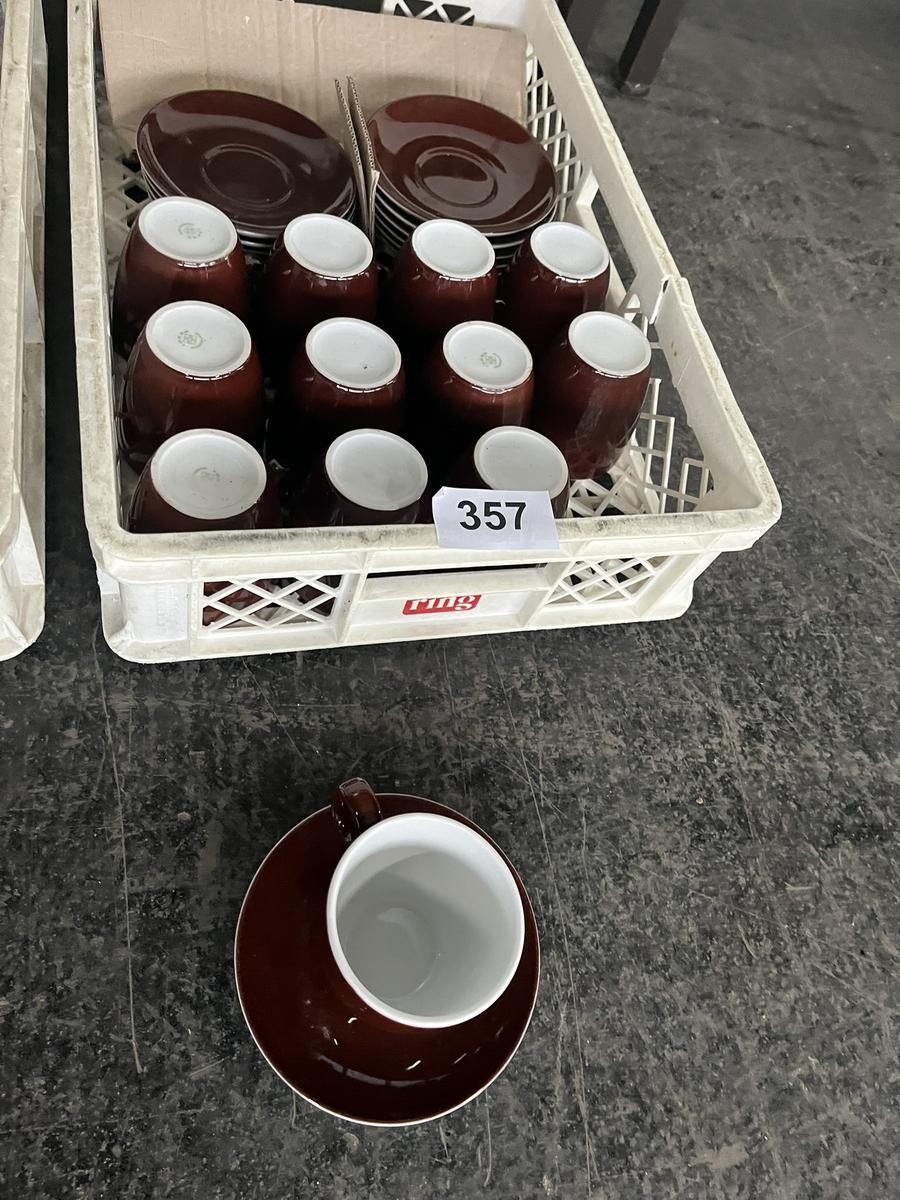 12teiliges Kaffee-Geschirr mit Untersetzer?d=2025-11-27 18:09:16