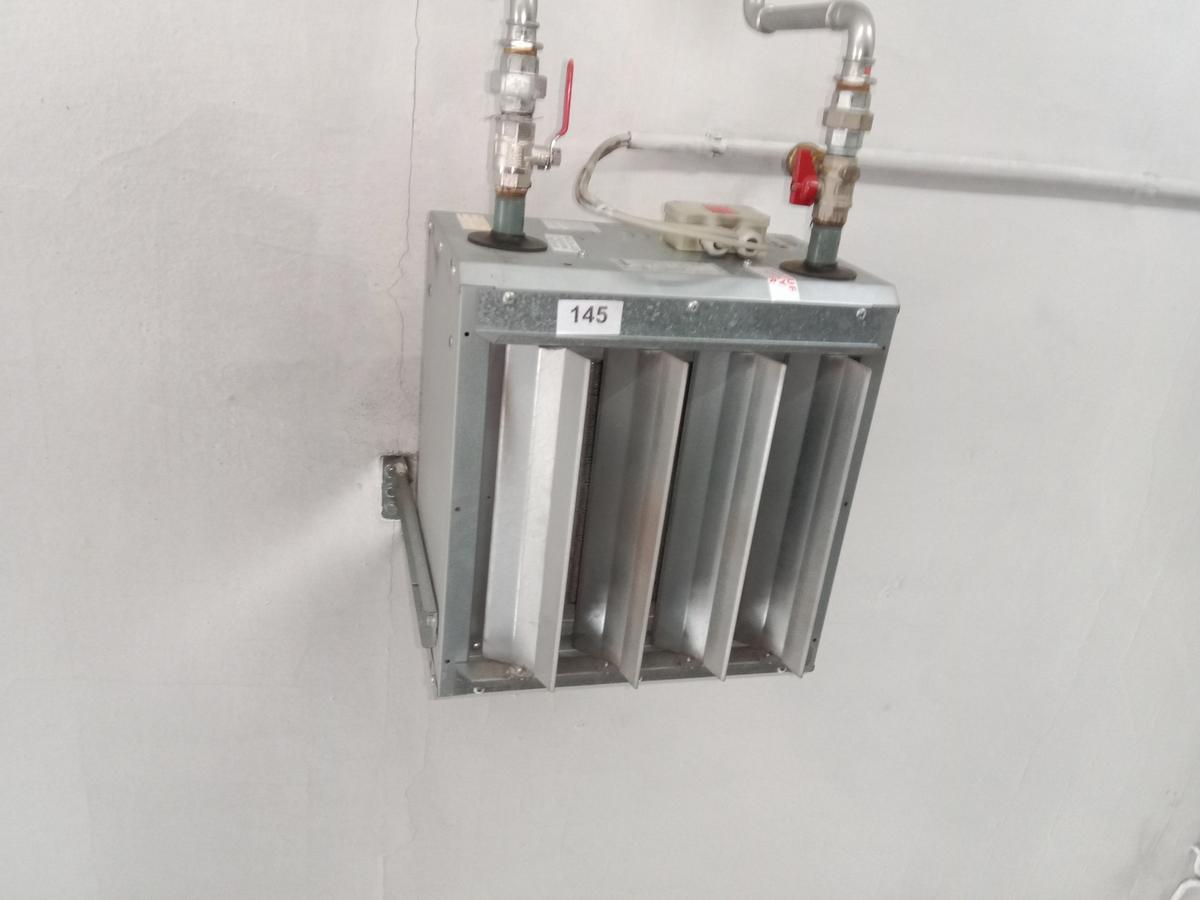 2 Stück Deckenheizgeräte für Warmwasser?d=2025-12-01 15:38:53