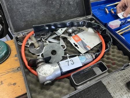 NEUTEC Scheiben-, Ausschneidegert in Kassette mit Zubehr