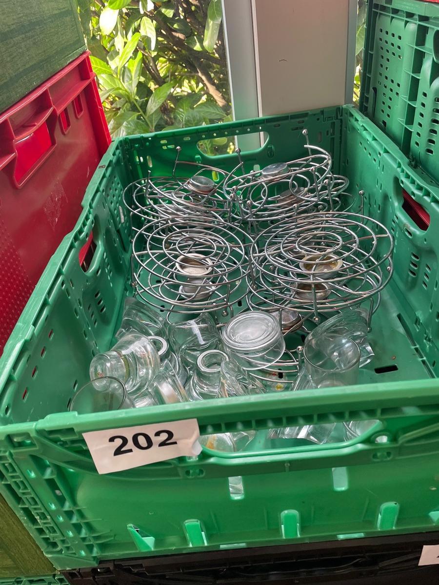 28 Stk. Warmhalte - Tisch/Teelichthalter?d=2025-12-13 10:07:08