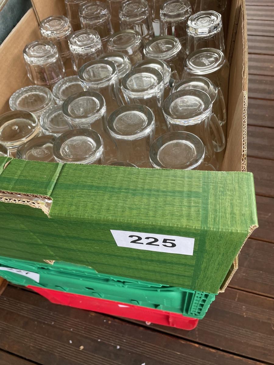 30 Stk. div Gl&auml;ser?d=2025-12-13 10:08:49