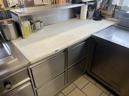 Edelstahlmodul mit Kunststoff-Arbeitsplatte ca.165x70x115 cm mit Sichtschutzblende Edelstahlmodul mit Kunststoff-Arbeitsplatte ca.165x70x115 cm mit Sichtschutzblende