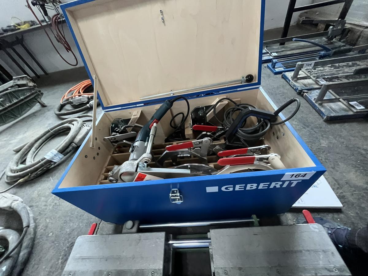 GEBERIT Universal-Schwei&szlig;maschine, neuwertig, mit Zubeh&ouml;r - inklusive Werkzeugkiste?d=2025-12-18 03:43:21