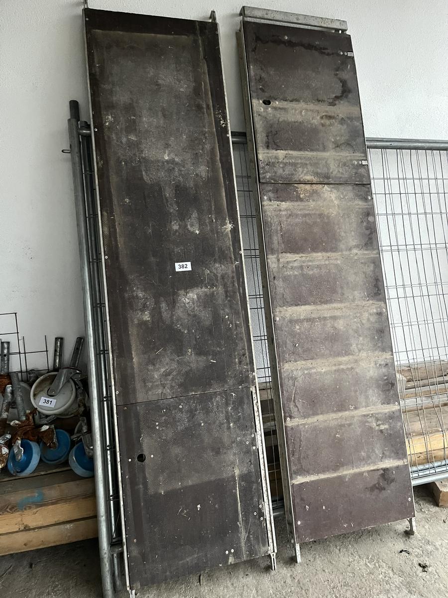 2 St&uuml;ck RINGER Aluger&uuml;st-Durchstiegsplatten