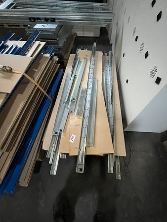 Lagerregal, 4.8 lfm x 60cm x 180cm und 90x40x180cm Lagerregal, 4.8 lfm x 60cm x 180cm und 90x40x180cm