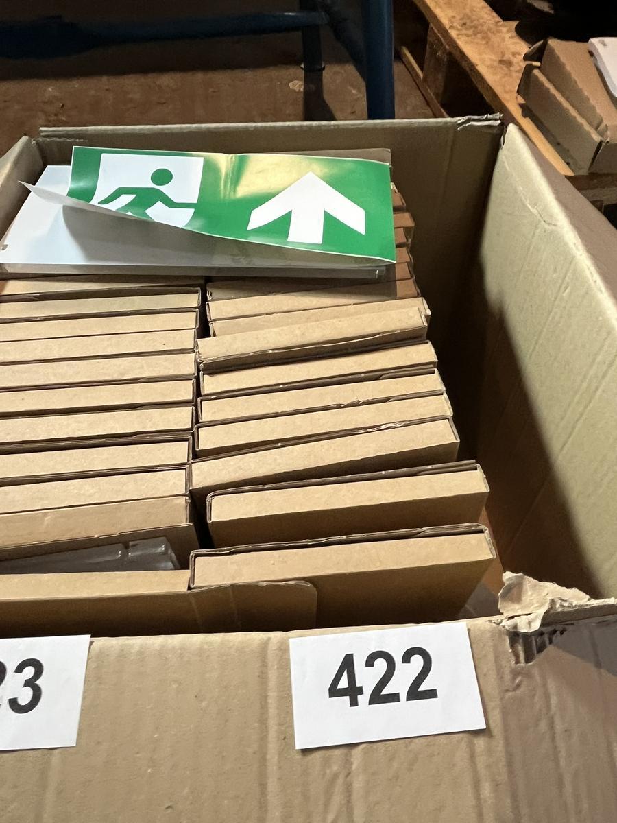 17 Stk. Fluchtraumschulder in Kunststoff