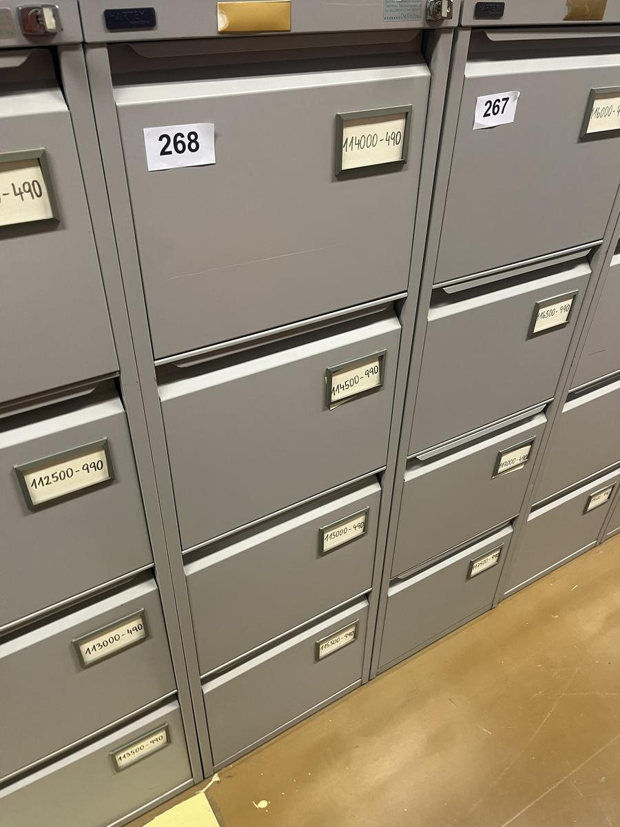 Blech - Werkzeugschrank mit 4 Auszugsladen, 133x40x62cm?d=2025-12-17 18:29:08