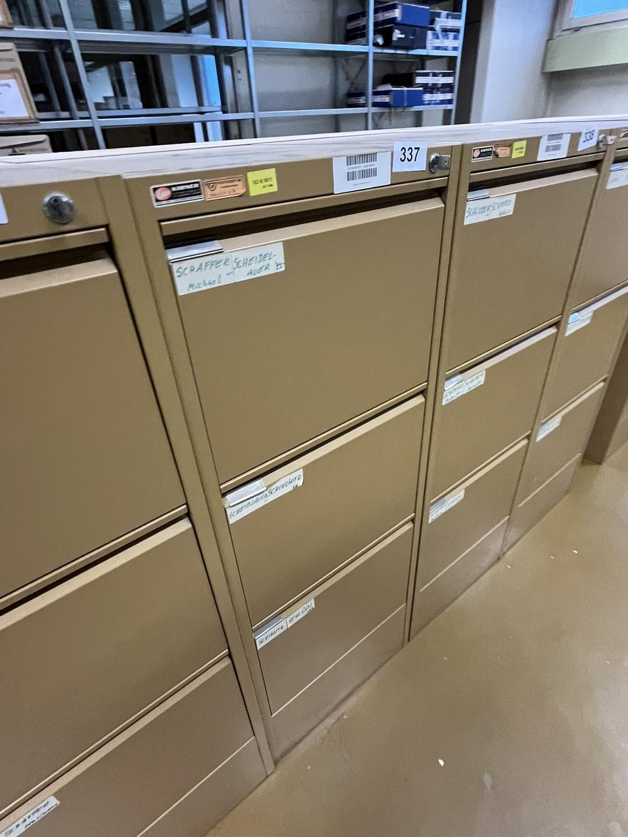 Blech - Werkzeugschrank mit 3 Auszugsladen, 140x80x65cm?d=2025-12-17 20:23:01