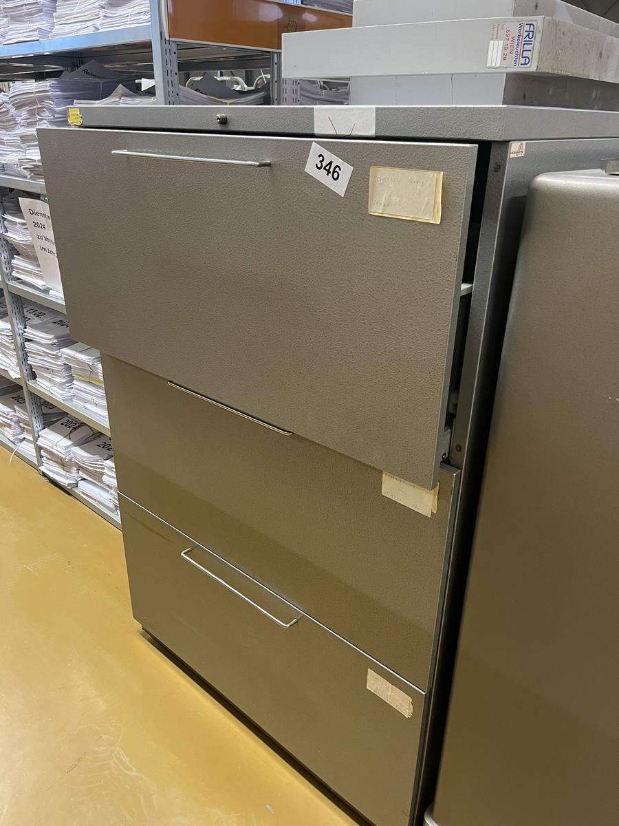 Blech - Werkzeugschrank mit 3 Auszugsladen, 92x64x135cm?d=2025-12-17 20:23:00