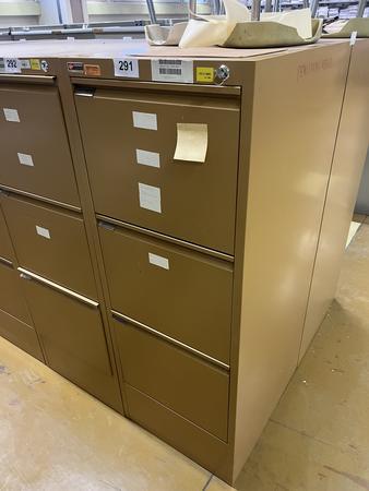 Blech - Werkzeugschrank mit 3 Auszugsladen, 140x52x65cm Blech - Werkzeugschrank mit 3 Auszugsladen, 140x52x65cm