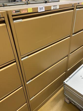 Blech - Werkzeugschrank mit 3 Auszugsladen, 140x52x65cm Blech - Werkzeugschrank mit 3 Auszugsladen, 140x52x65cm