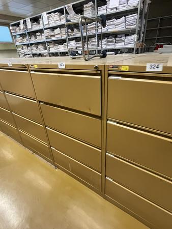 Blech - Werkzeugschrank mit 3 Auszugsladen, 140x52x65cm Blech - Werkzeugschrank mit 3 Auszugsladen, 140x52x65cm