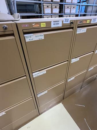 Blech - Werkzeugschrank mit 3 Auszugsladen, 140x80x65cm Blech - Werkzeugschrank mit 3 Auszugsladen, 140x80x65cm