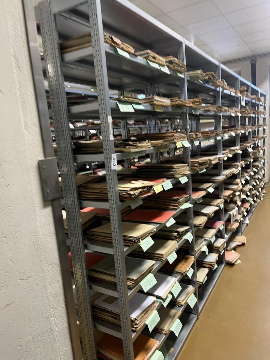 ca. 5.8 Laufmeter Steckregalanlage mit Fachb&ouml;den, 60cm tief, 224cm hoch?d=2025-12-17 18:26:06