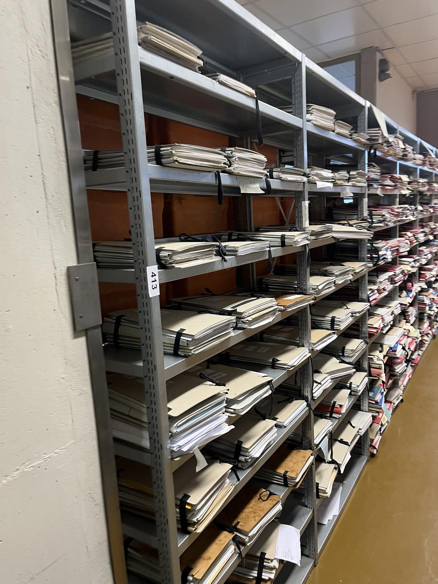 ca. 5.8 Laufmeter Steckregalanlage mit Fachb&ouml;den, 60cm tief, 224cm hoch?d=2025-12-17 18:27:06