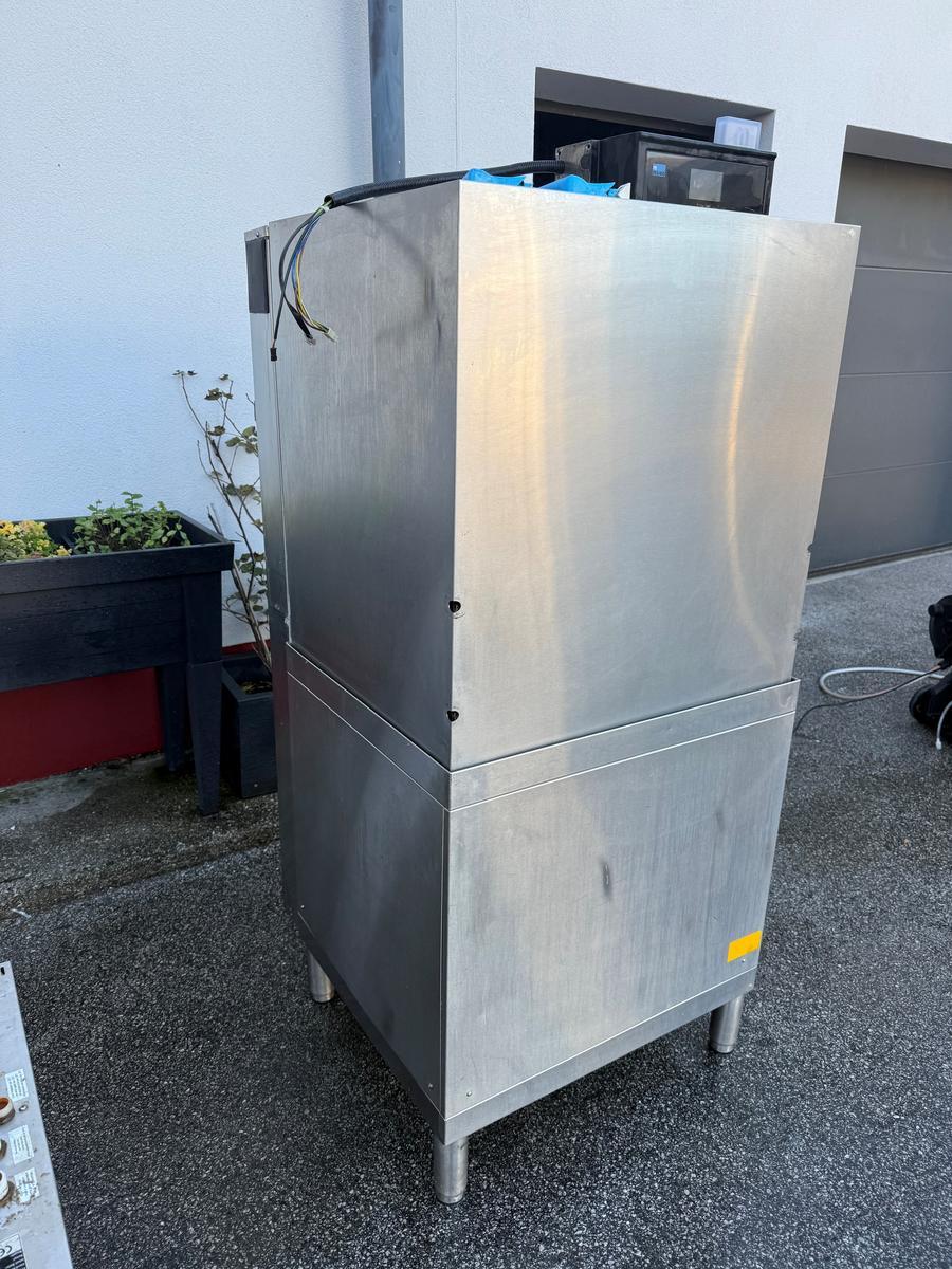 Meiko Sp&uuml;lmaschine M-iClean H HL 650&times;500 Version, Baujahr 2017?d=2025-12-18 22:48:35