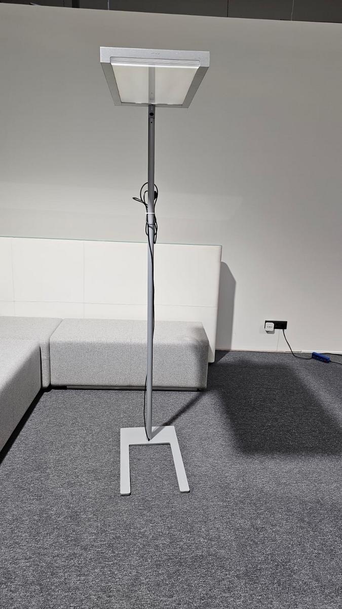 2 Stk. Siteco Stehlampen, silber