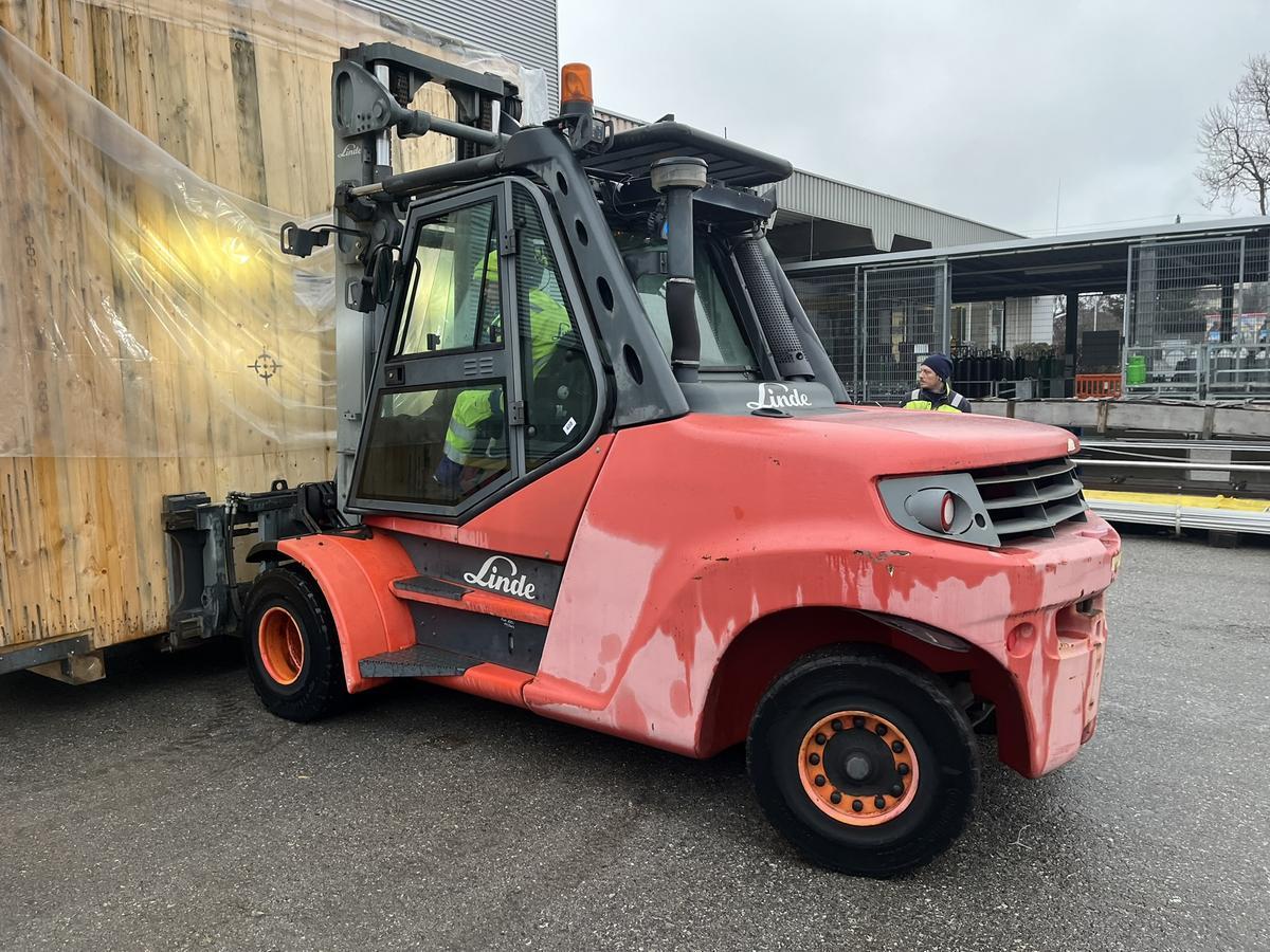 Linde Dieselstapler H80 D-01/1100, Tragkraft 8000kg, BJ 2010, 87 kW, Kabine verglast, mit Heizung, Lichtanlage, Seitenschieber, Seriennummer: H2X396A00856/2010?d=2025-12-23 11:51:58