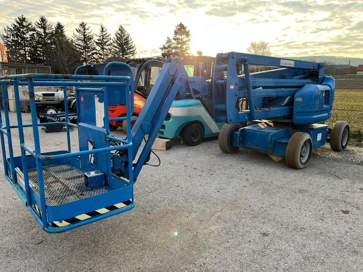 Hebeb&uuml;hne?d=2026-01-20 23:27:57