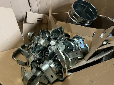 Posten Spiralrohrabzweiger / Zubeh�r / Befestigungen