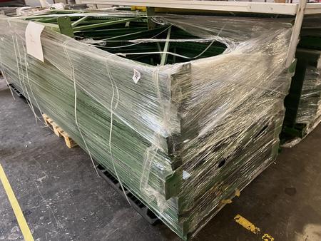 27 Laufmeter Schwerlastregale, ca. 2500x800mm, ca. 108 Palettenpl�tze, Nutzlast 1000kg pro Palette, 24 Balken 270cm, 7 Stk. Steher 250cm