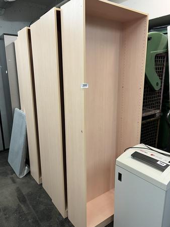 6 offene Regale, je 80x34x220cm 6 offene Regale, je 80x34x220cm