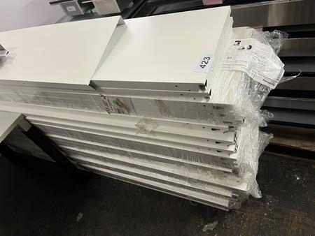 50 Stk. Armstrong Deckenplatten, ca. 2200x300mm, RAL 9010 50 Stk. Armstrong Deckenplatten, ca. 2200x300mm, RAL 9010