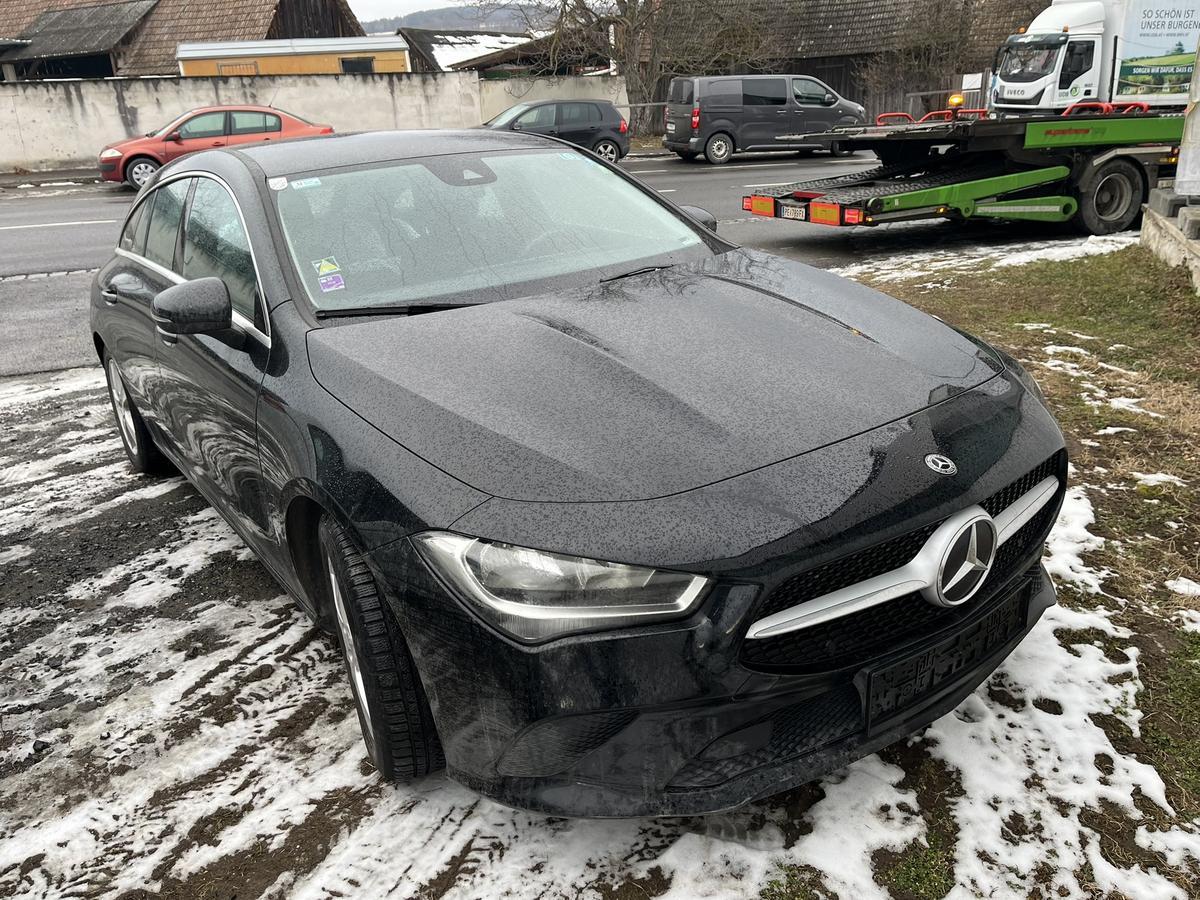 Mercedes Benz CLA 180 d, schwarz, BJ 08/2020, Diesel, 85 kW, ca. 127.100 KM