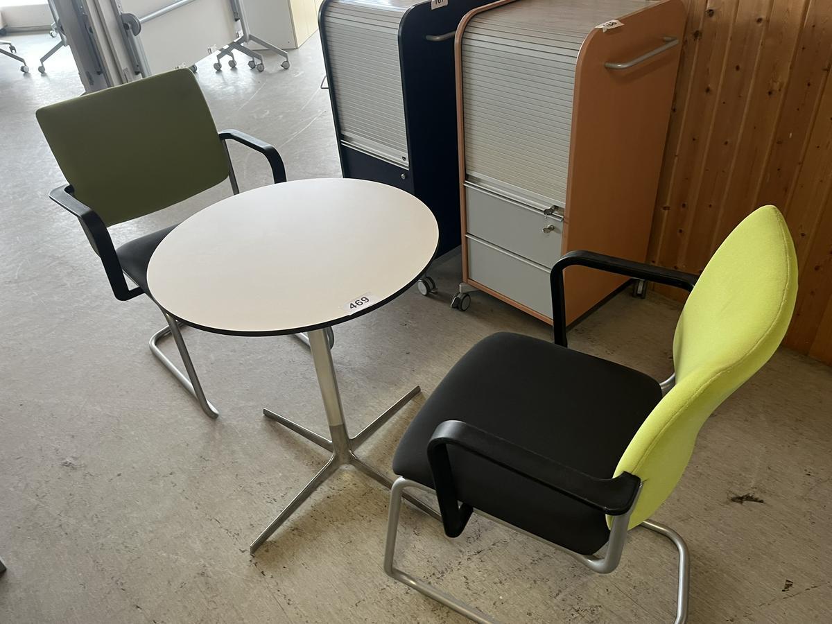 Besprechungstischgruppe ca. 62 cm Durchmesser mit 2 Besucherst&uuml;hlen?d=2026-01-19 16:55:18