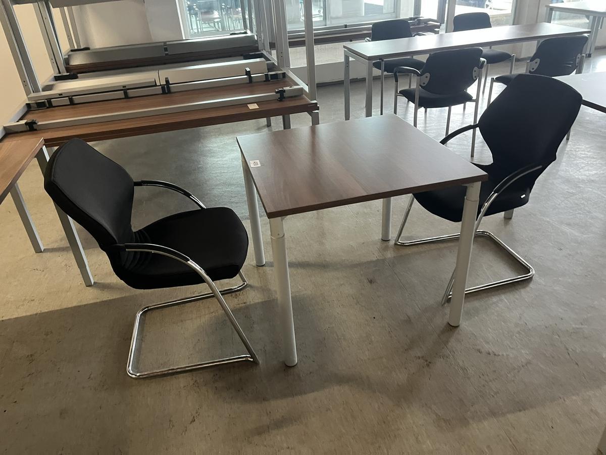 Besprechungstisch Neud&ouml;rfler 80x80 cm mit 2 Besucherst&uuml;hlen?d=2026-01-19 16:54:39