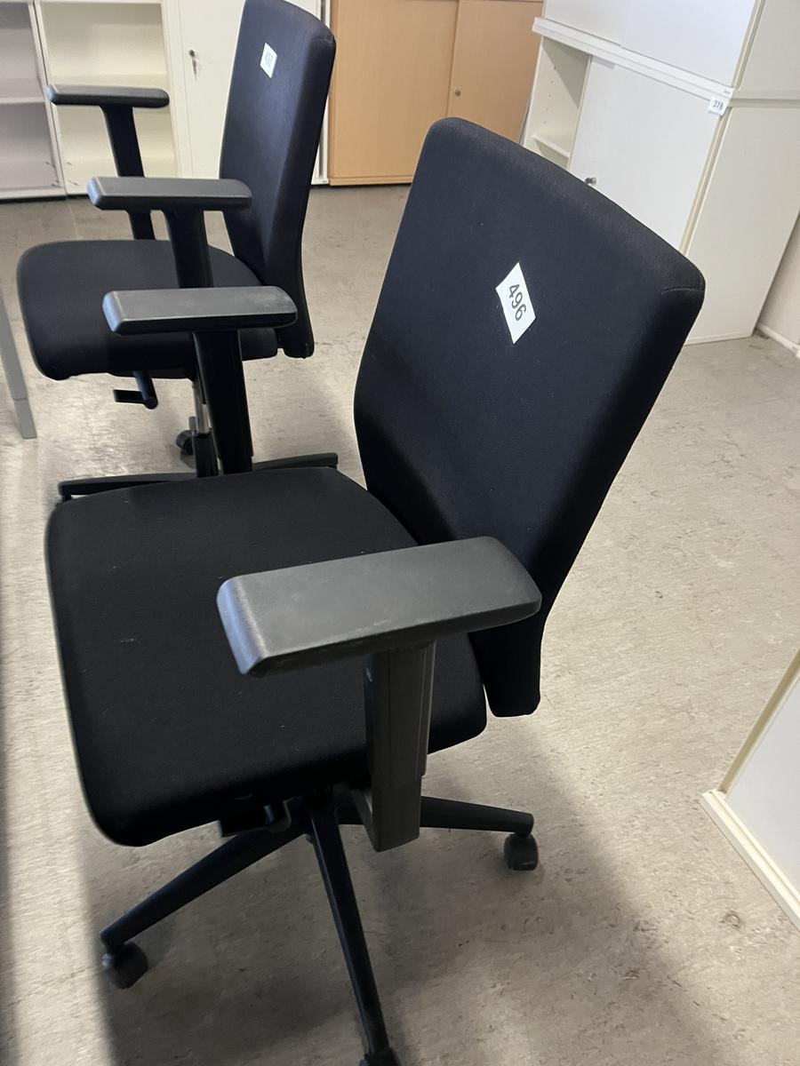 B&uuml;rodrehstuhl mit Armlehne verstellbar schwarz?d=2026-01-19 16:54:12