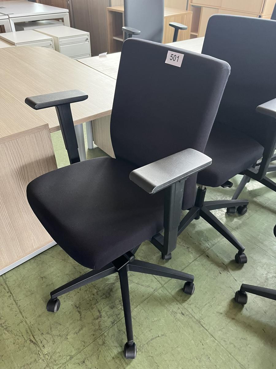 B&uuml;rodrehstuhl mit Armlehne verstellbar schwarz?d=2026-01-19 16:54:39