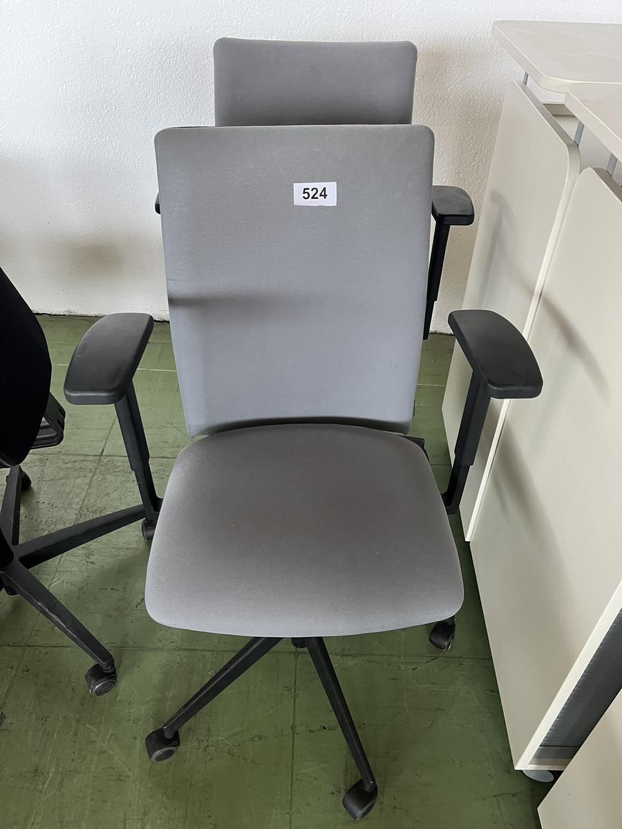 2 St&uuml;ck B&uuml;rodrehst&uuml;hle Veneto mit Armlehne?d=2026-01-19 16:54:39