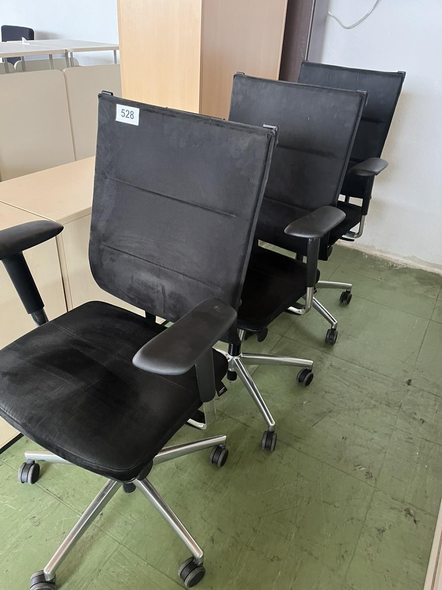 3 St&uuml;ck Grammer B&uuml;rodrehst&uuml;hle Exklusiv?d=2026-01-19 16:54:14