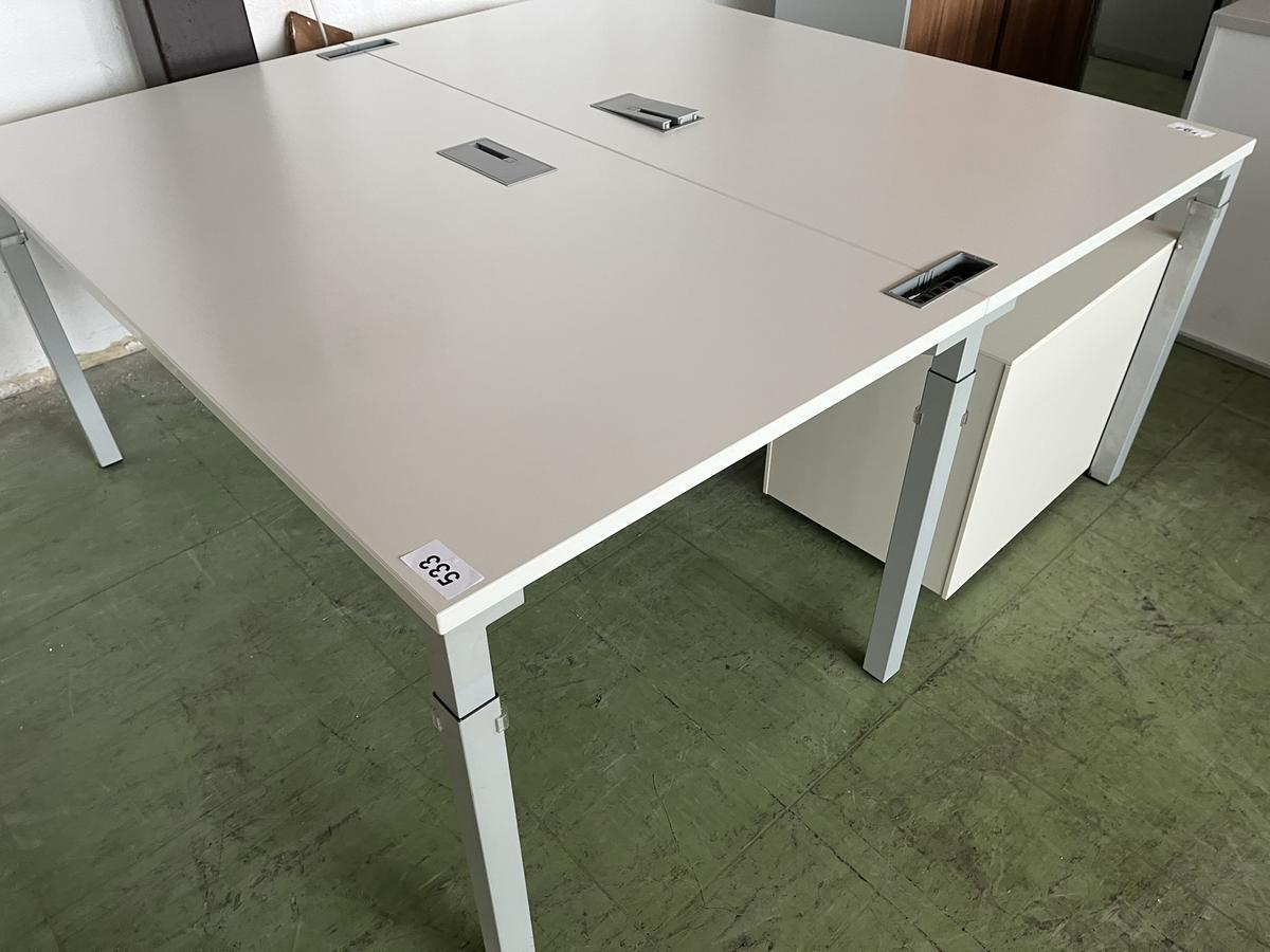 Doppel-,Schreibtisch jeweils 160x80 cm Steelcase