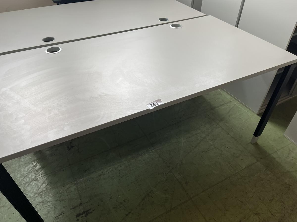 BENE Schreibtisch 160x 80 cm?d=2026-01-19 16:55:19