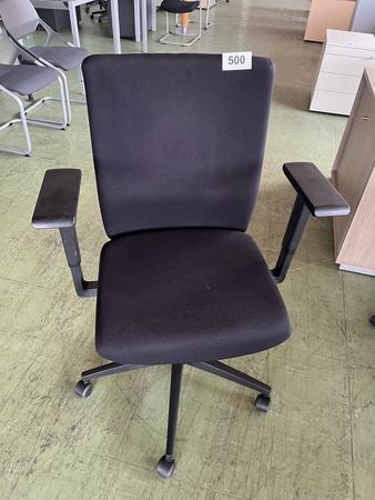 B�rodrehstuhl mit Armlehne verstellbar schwarz