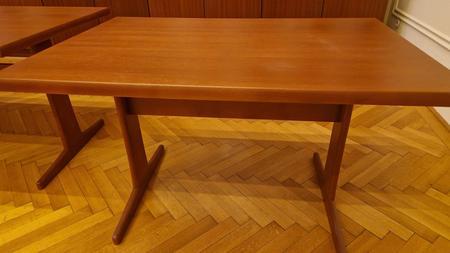 Schreibtisch, ca. 120x79cm, 73cm hoch