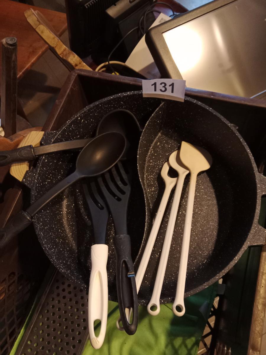 beschichtete Wanne mit div.Kochl&ouml;ffeln?d=2026-01-28 15:48:44