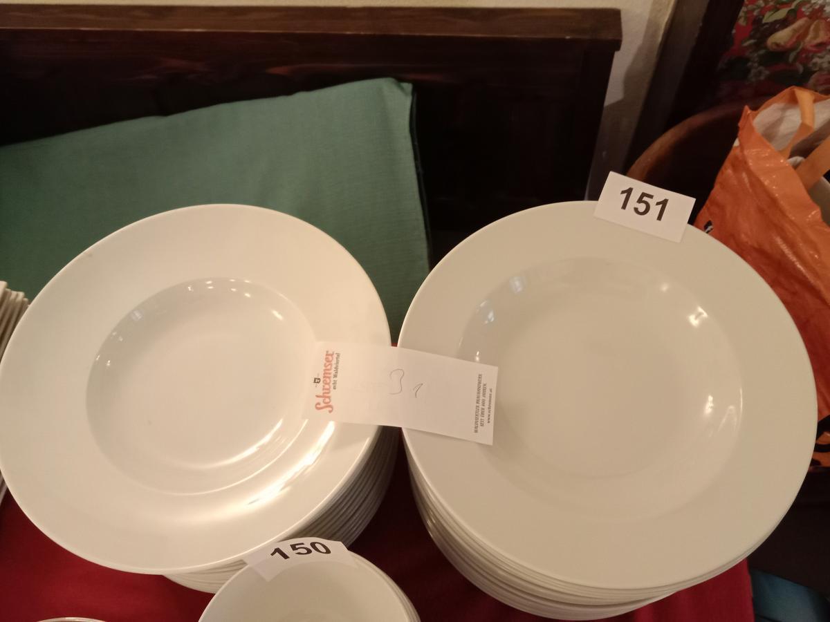 31 St&uuml;ck Pastateller in Porzellan