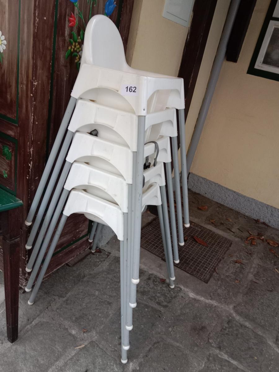 5 St&uuml;ck Kunststoff-Kindersitze stapelbar?d=2026-01-28 15:49:21