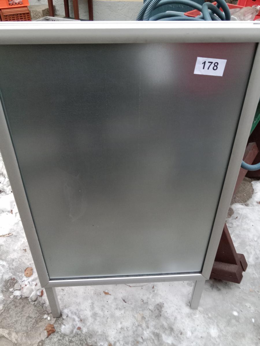 Aufsteller?d=2026-01-28 15:48:47