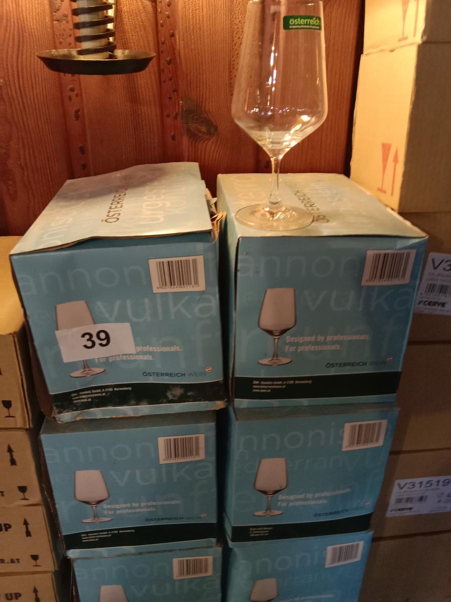 84 Stk. Gl&auml;ser 0.25?d=2026-01-28 14:13:27