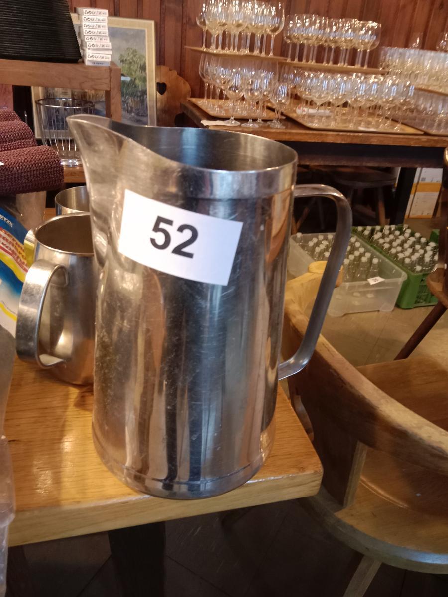 9 St&uuml;ck Kannen in gemischten Gr&ouml;&szlig;en