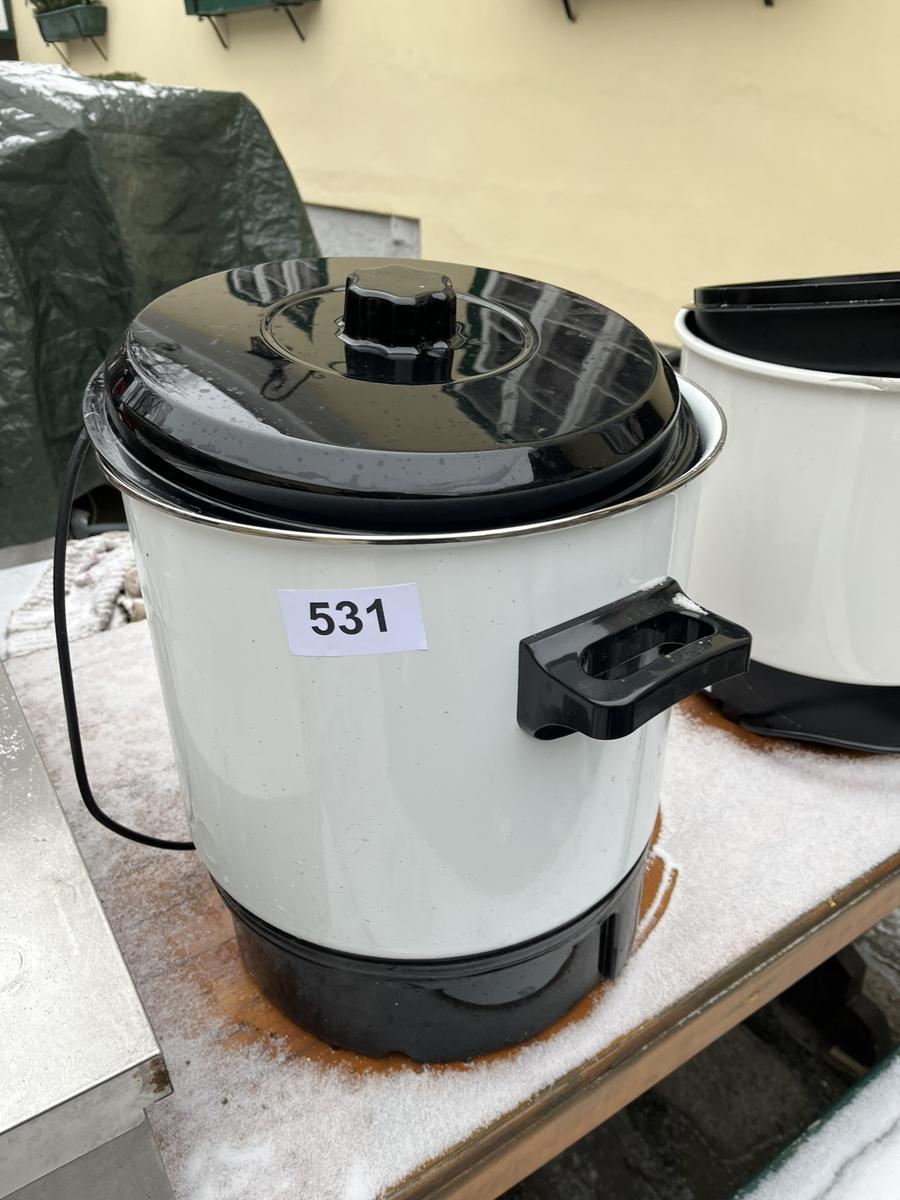 HENDI Hei&szlig;getr&auml;nkeautomat